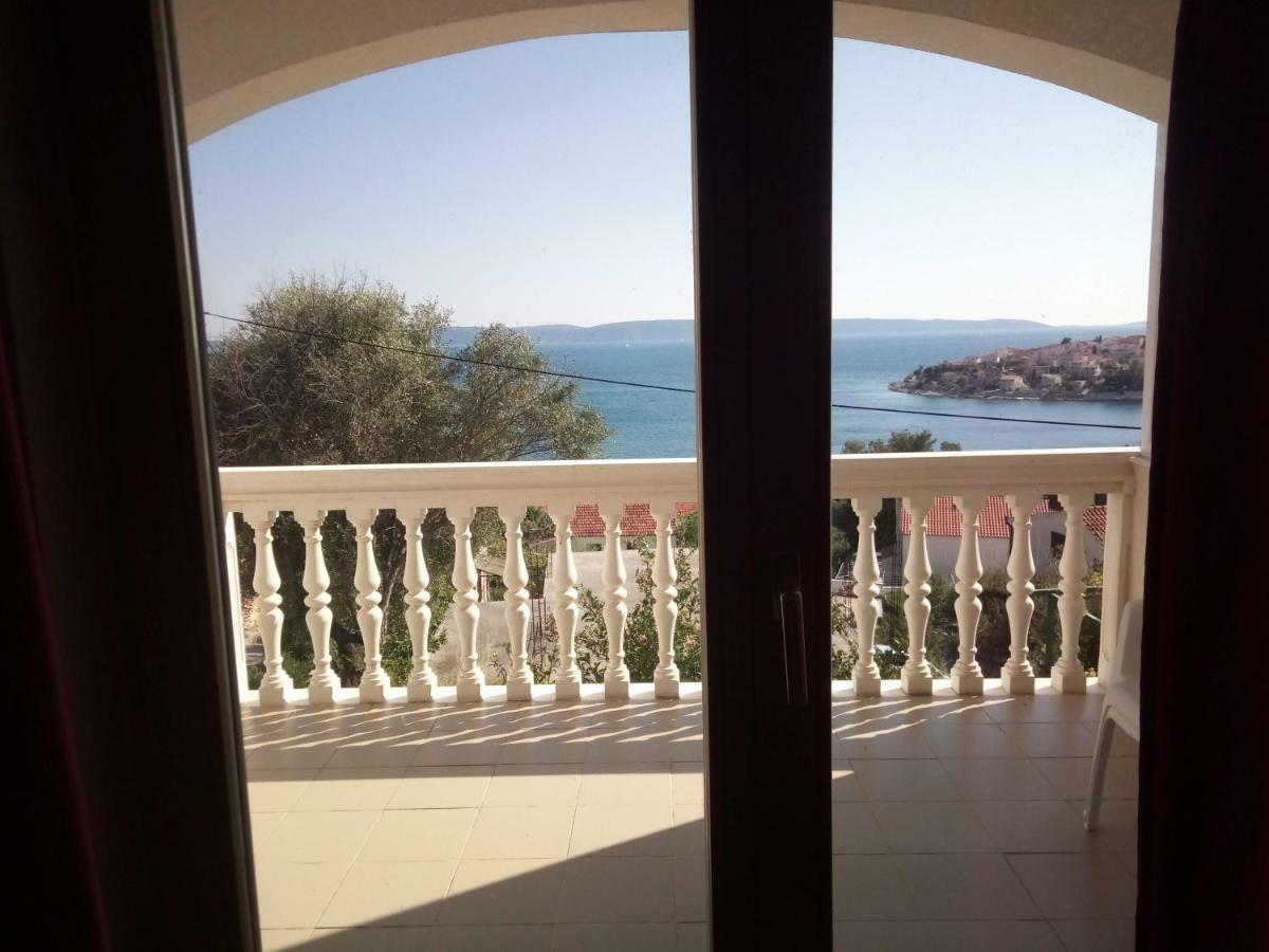 Apartmani Maris Trogir Ngoại thất bức ảnh